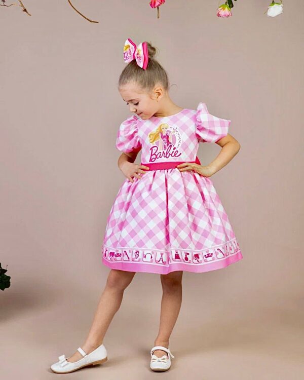Barbie Pink Dress. - Image 4